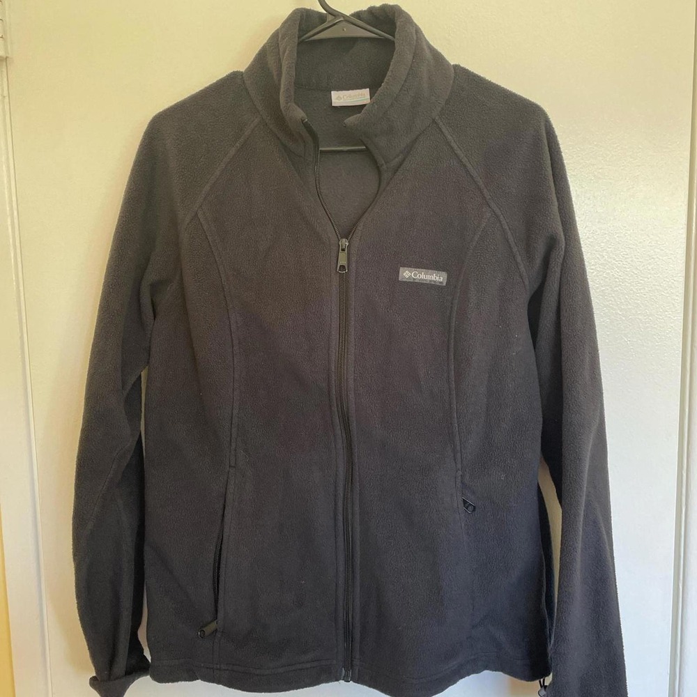 Columbia Sportswear Women's Black and Navy Jacket